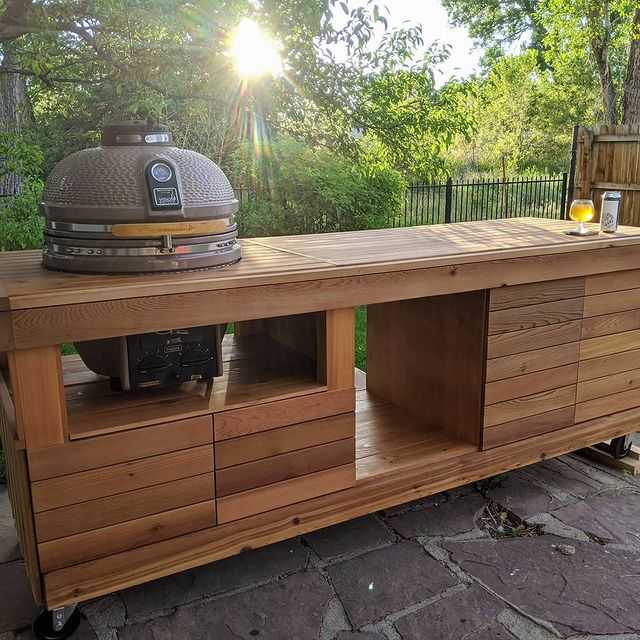 A cedar grill cart